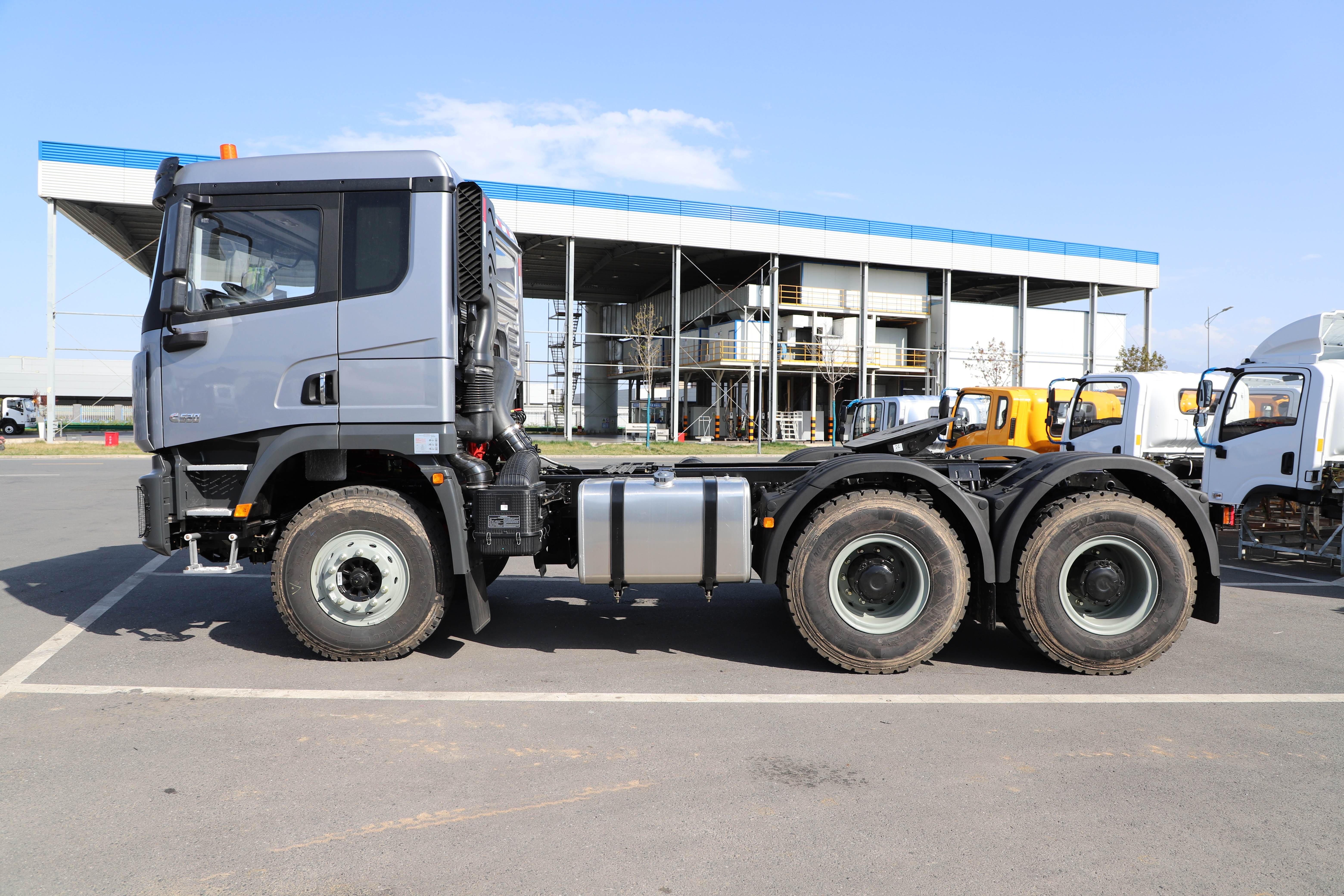 X1s Tractor Side